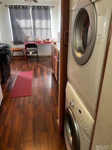 141 Beverly Hills Ter, Woodbridge NJ  07095-4007 exterior