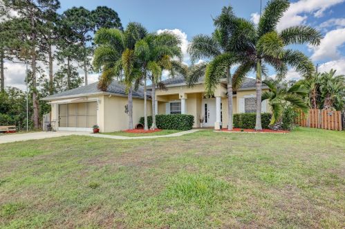 3444 Fashoda St, Fort Pierce, FL 34953-4642