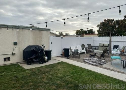 3311 Clairemont Mesa Blvd, San Diego CA 92117-2602 exterior