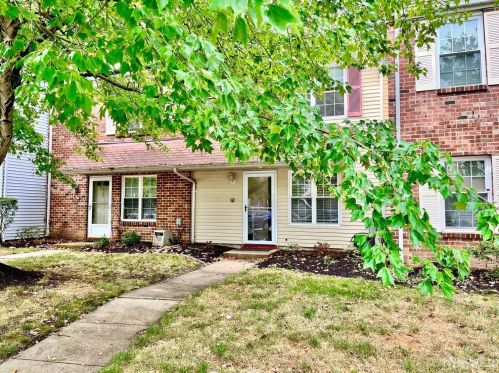 223 Palombi Ct, East Brunswick NJ  08816-5020 exterior