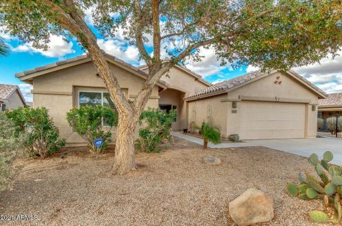 2476 Golden Ct, Casa Grande, AZ 85194-8371