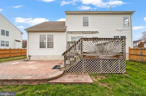 2 Ethan Ter, Swedesboro NJ  08085-4035 exterior