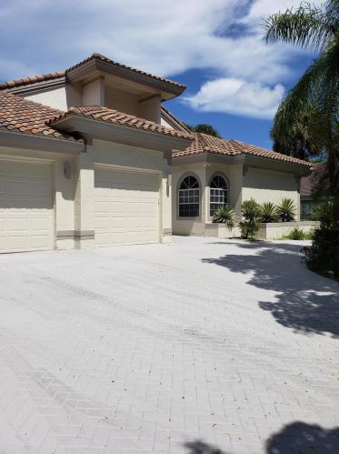 791 Parkside Cir, Boca Raton, FL 33486-5236