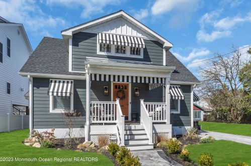111 Sanborn Ave, Point Pleasant Beach, NJ 08742-2659