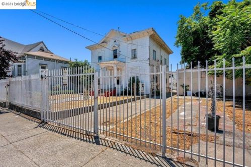 1521 9th St, Oakland CA  94607-1338 exterior