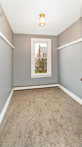 407 Walnut St, Catasauqua PA  18032-1704 exterior