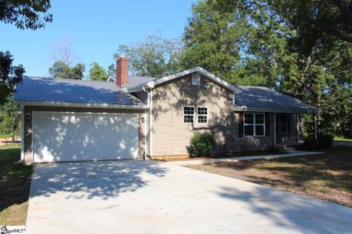 618 Jonesville Rd, Simpsonville, SC 29681-4501