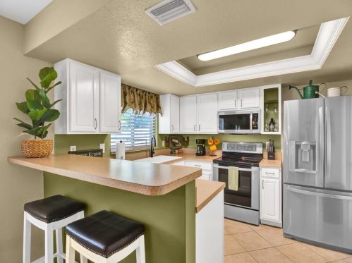 495 24th Ave, Vero Beach FL  32962-1309 exterior