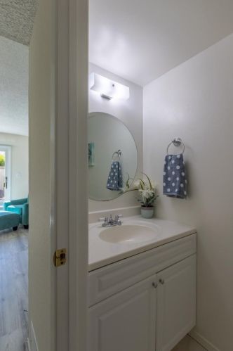 1137 Oddstad Blvd, Pacifica CA  94044-3850 exterior