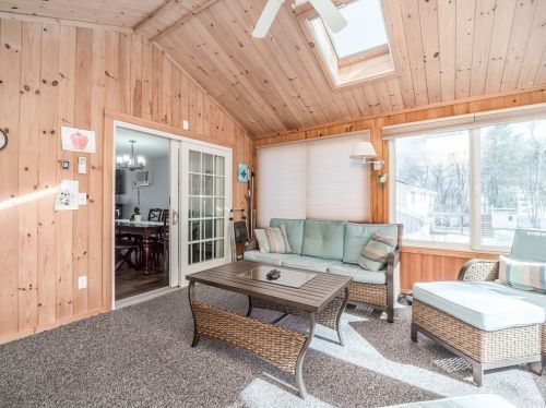 152 Maple St, Methuen MA 01844-1224 exterior