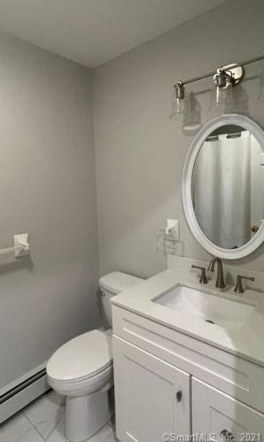 1200 Cornerstone Ct, Cheshire CT  06410-1860 exterior