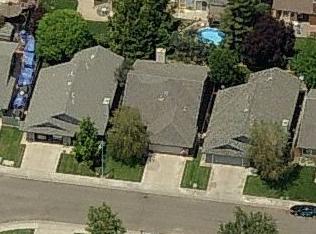 1365 Hoover Pl, Woodland, CA 95776-6726