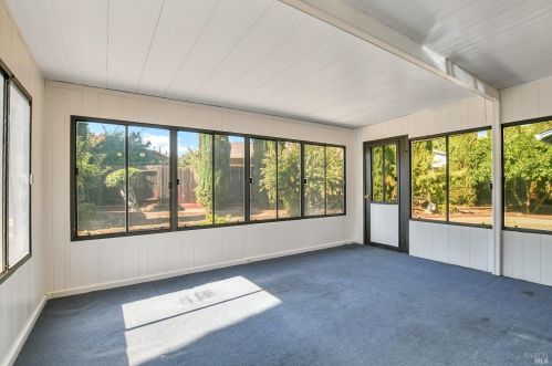 150 Alonzo Ct, Vacaville CA  95687-5466 exterior