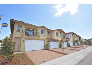 1384 Isabella Way, Vista, CA 92084-4020