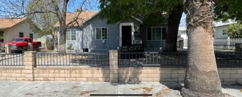 518 Granada Ct, Ontario, CA 91762-2726