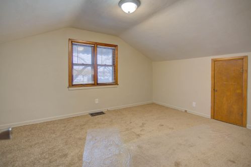 4219 60, Milwaukee WI 53220-3509 exterior