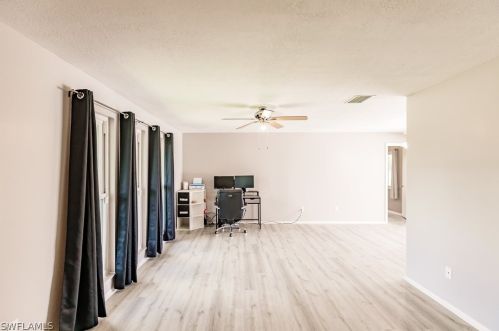 1822 27th Pl, Cape Coral, FL 33993-3724