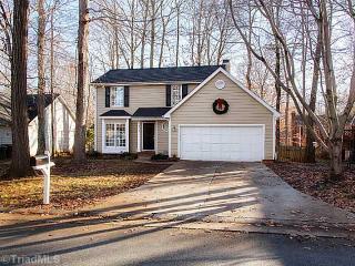 4204 King Edward Ct, Greensboro, NC 27455-2569