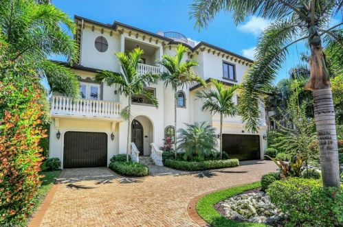 205 Beach Dr, Marco Island, FL 34145-1834