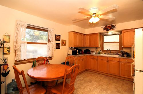 2524 63, Milwaukee WI 53219-2627 exterior