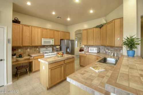 10911 Monument Estates Cir, Tucson, AZ 85748-6911