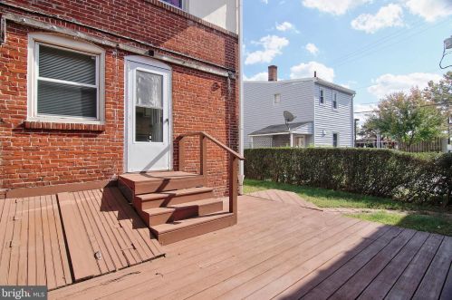 21 Adams St, Pottstown PA 19464-4102 exterior