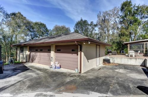 820 Boundary Ave, Deland FL 32720-3130 exterior