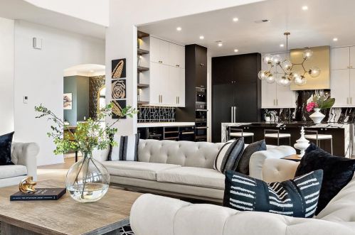 4513 Court Of St James, Austin TX  78730-3427 exterior