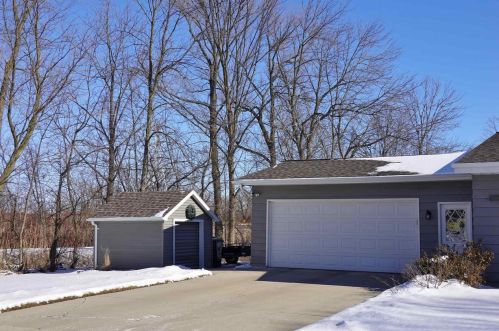 551 Hickory St, Fond Du Lac, WI 54937-1849