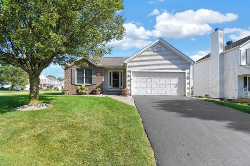 410 Green Apple Pl, Pataskala, OH 43062-7453