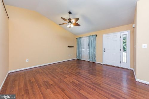 302 Land Or Dr, Ruther Glen VA  22546-1241 exterior