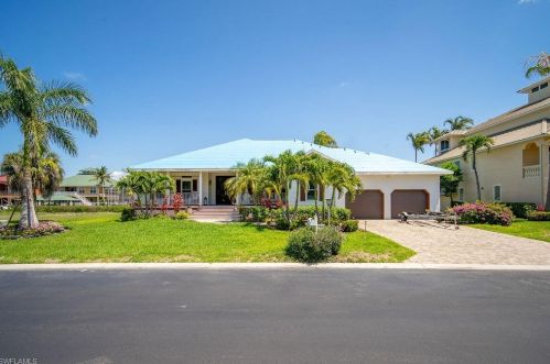 227 Dolphin Cove Ct, Bonita Springs, FL 34134-7456