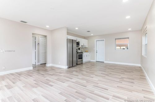 710 55th St, West Palm Beach FL  33407-2612 exterior