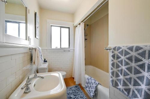 617 Walnut Ave, South San Francisco CA  94080-2721 exterior