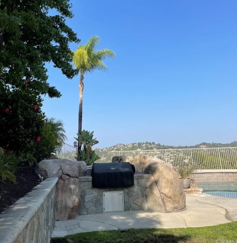 2026 Paseo Susana, San Dimas CA  91773-4452 exterior