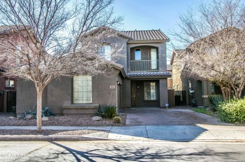 3941 Morelos St, Gilbert, AZ 85295-2768