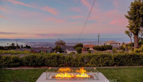 5527 Shoreview Dr, Palos Verdes Estates, CA 90275-2226