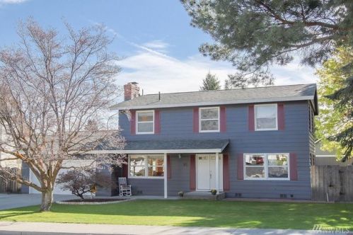 21 Elliott Ave, Wenatchee, WA 98801-1751
