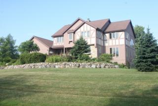 1387 Keup Rd, Grafton WI  53024-9555 exterior