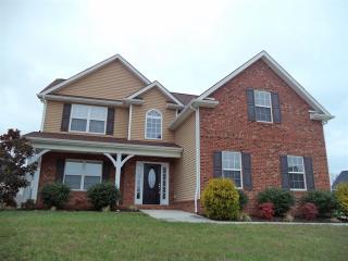 2101 Briarhill Ln, Knoxville TN  37921-2862 exterior
