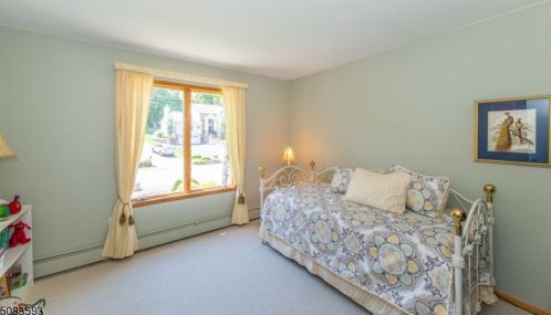 543 Rifle Camp Rd, West Paterson NJ  07424-3103 exterior