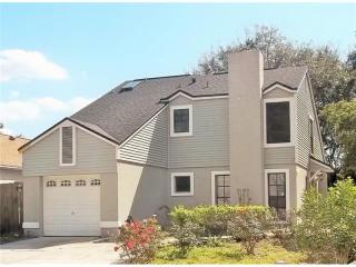 1176 Pin Oak Dr, Apopka, FL 32703-1523