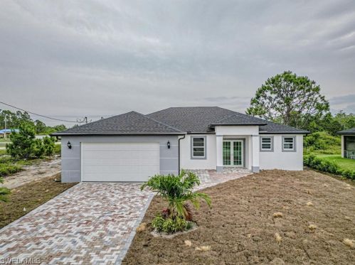 747 Dudley Ave, Lehigh Acres, FL 33974-4506