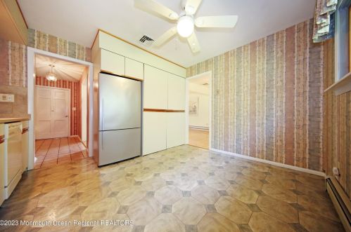 93 Poricy Ln, Tinton Falls NJ  07701-5312 exterior