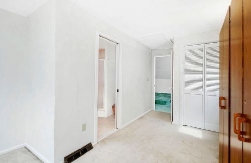 5 Kipford Way, Nashua NH 03063-1504 exterior