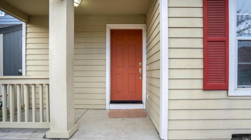 3343 Moorland Ave, Santa Rosa, CA 95407-7899