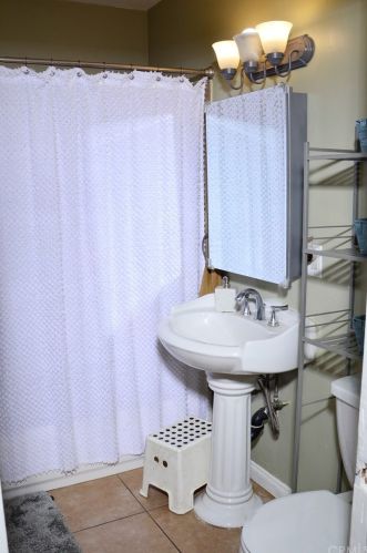 2942 Avalon St, Riverside CA 92509-2015 exterior