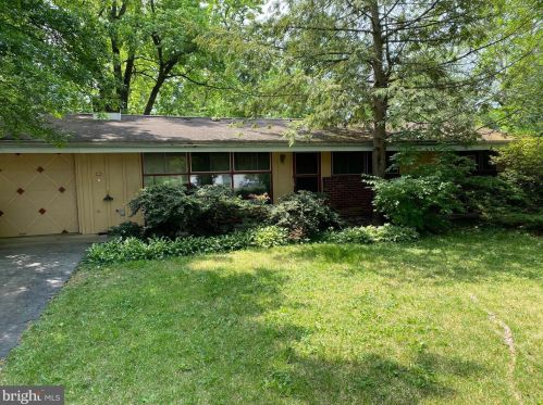 6308 Farmar Ln, Flourtown, PA 19031-1308