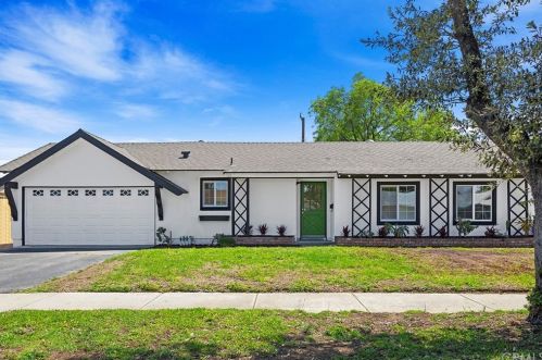 5720 Wisteria Dr, Riverside CA  92504-1533 exterior
