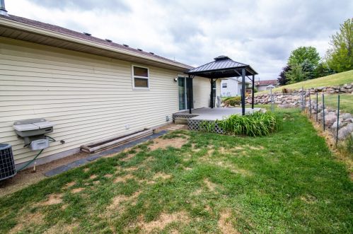 604 Brookstone Way, Watertown WI  53094-5902 exterior